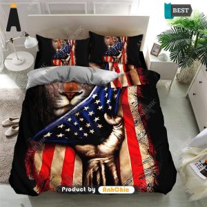 THE BEST Cross and Lion in the Flag Quilt  Trending Collection Bedding set